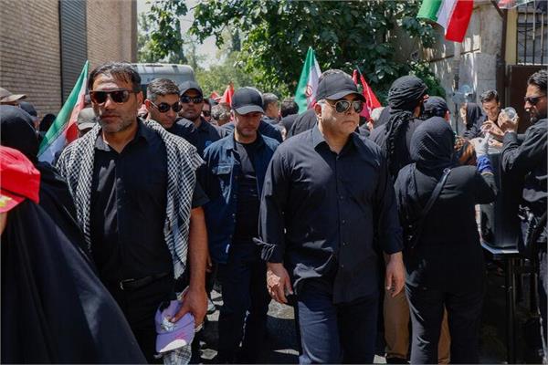 حضور وزیر نفت در مراسم تشییع آقای شهید ایران 11