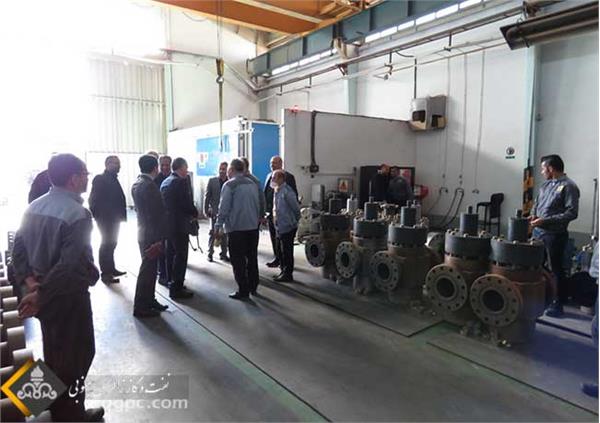 بازدید مدیرعامل نفت مرکزی از مجموعه تامین‌کننده تجهیزات صنعت نفت 9