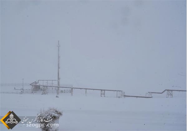 تلاش کارکنان نفت و گاز شرق در تولید پایدار گاز در شمال شرق کشور در شرایط سرد زمستانی+تصویر 7