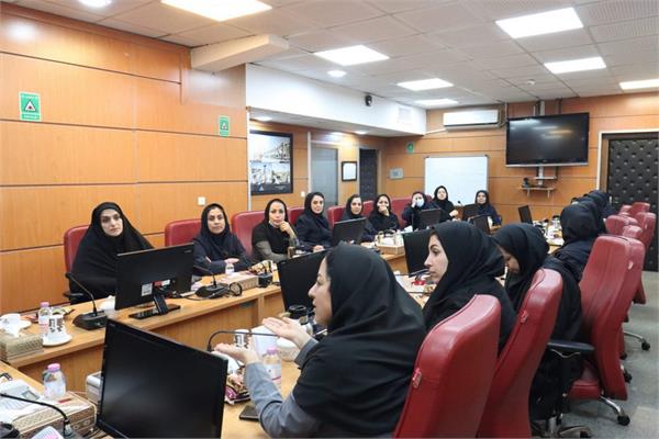 نشست با بانوان شاغل در شرکت بهره برداری نفت و گاز زاگرس جنوبی 3