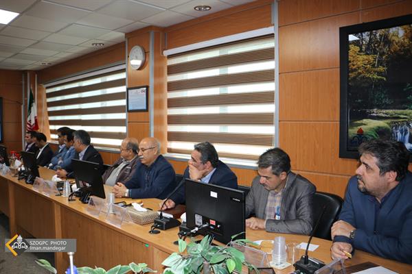 برگزاری مراسم تکریم و معارفه سرپرست مدیریت امور مالی نفت و گاز زاگرس جنوبی 41