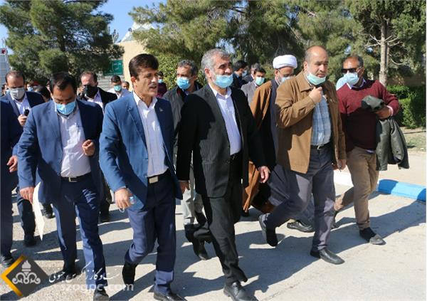 نایب رئیس اول مجلس شورای اسلامی و هیات همراه از پالایشگاه گاز فراشبند بازدید کردند