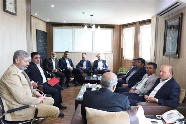 نشست صمیمانه مدیرعامل و اعضاء هیات مدیره با منطقه ۳ سازمان بازرسی کل کشور 1