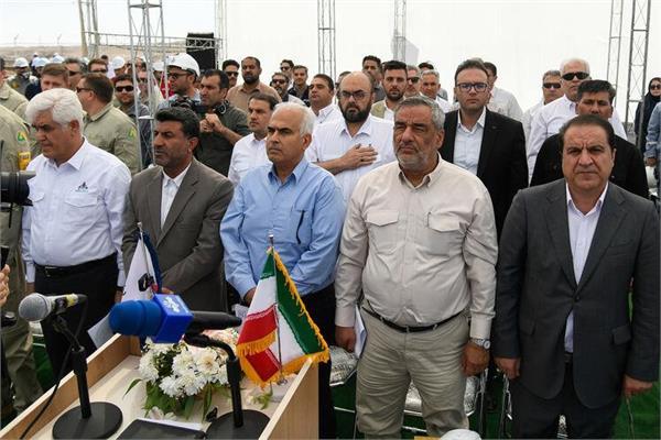 آیین بهره‌برداری از واحد نمک‌زدایی سیار میدان چشمه‌خوش 17