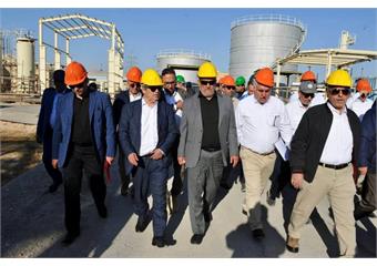 بازدید مدیرعامل شرکت ملی نفت ایران از تاسیسات بهره برداری نفت خشت و کنار تخته