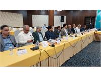 برگزاری سی و دومین نشست روسای آموزش شرکت های فرعی و مراکز آموزشی شرکت ملی نفت ایران 10