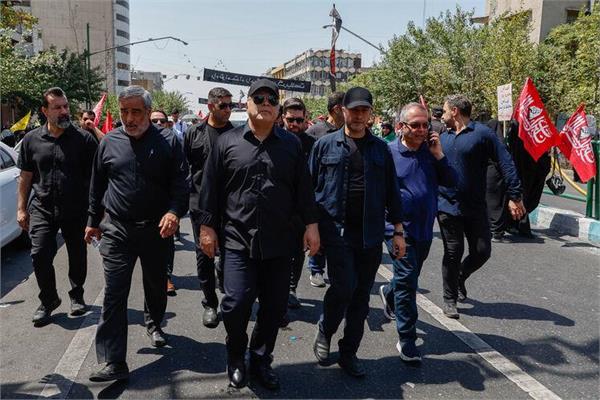 حضور وزیر نفت در مراسم تشییع آقای شهید ایران 10