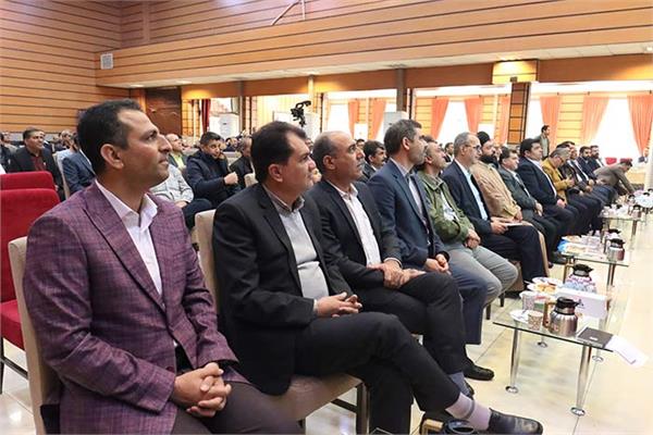 مراسم میلاد مولای متقیان و روز پدر  در شرکت بهره برداری نفت و گاز زاگرس جنوبی 7