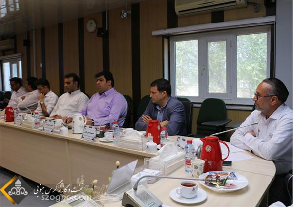 بازدید مدیر عامل و هیت همراه از منطقه عملیاتی سرخون و گشوی جنوبی. 5