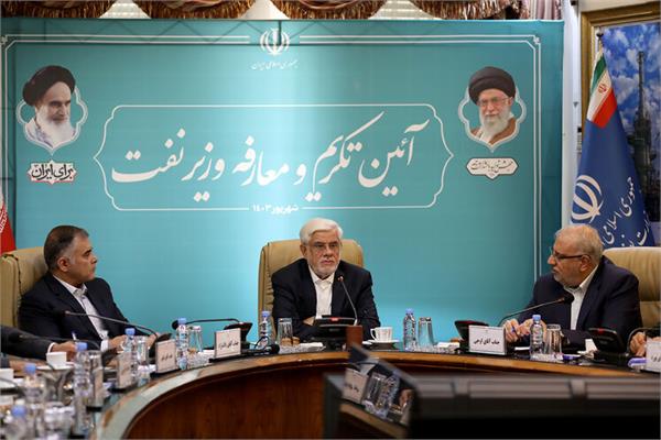 برگزاری آیین معارفه «پاک‌نژاد» با حضور معاون اول رئیس‌جمهوری 6