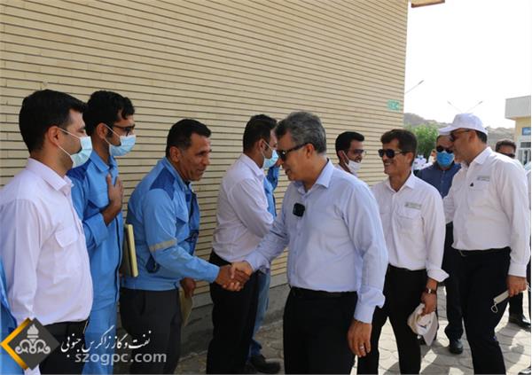 بازدید مدیرعامل شرکت نفت مناطق مرکزی ایران از منطقه عملیاتی سرخون و گشوی جنوبی 22