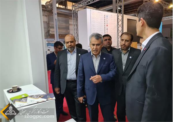 بازدید مدیرعامل نفت مناطق مرکزی ایران از غرفه های سازندگان تجهیزات در نمایشگاه نفت 6