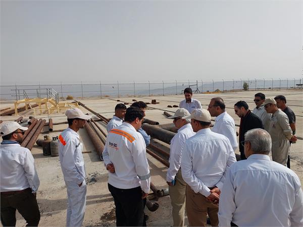 بازدید مدیرعامل نفت مرکزی از پروژه توسعه میدان گازی دی 23