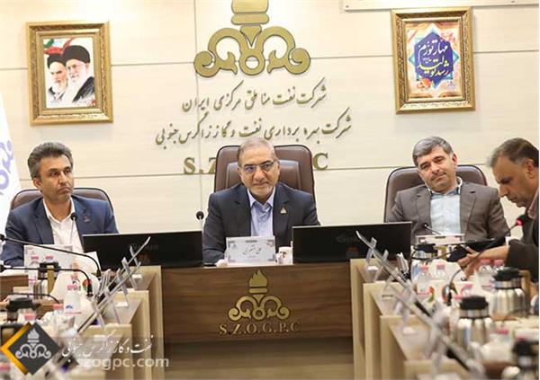 تکریم مدیریت امور فنی شرکت بهره‌برداری نفت و گاز زاگرس جنوبی 13