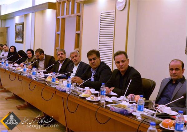نشست مدیران و رؤسای امور مالی شرکت نفت مناطق مرکزی و شرکت های تابعه برگزار شد 9