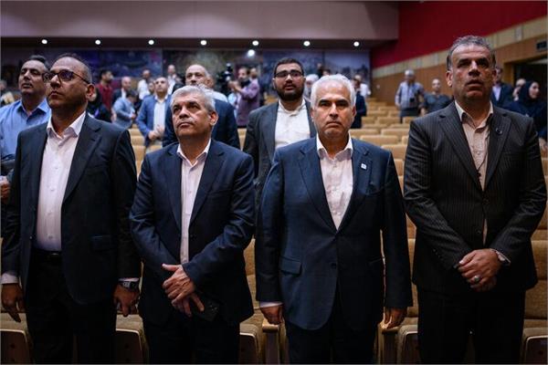 نشست خبری مدیرعامل شرکت نفت مناطق مرکزی ایران 16