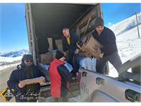 توزیع اقلام مورد نیاز زلزله زدگان خوی 8