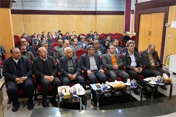 آیین گرامیداشت روز پژوهش و فناوری در شرکت نفت مناطق مرکزی ایران 26