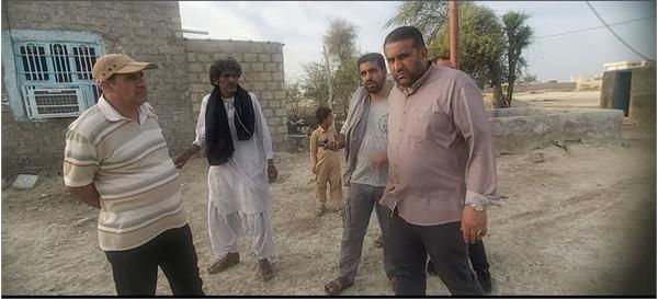 حضور میدانی همکاران شرکت بهره‌برداری نفت و گاز زاگرس جنوبی در مناطق سیل زده استان سیستان و بلوچستان 9