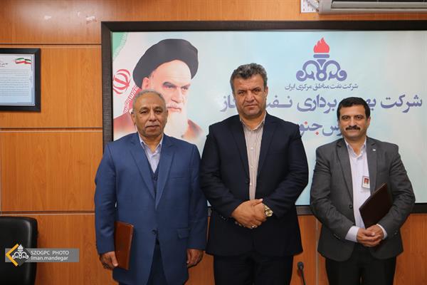 برگزاری مراسم تکریم و معارفه سرپرست مدیریت امور مالی نفت و گاز زاگرس جنوبی 39