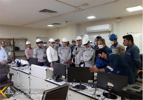 دومین روز بازدید مدیرعامل شرکت نفت مناطق مرکزی ایران از مناطق عملیاتی غرب کشور 17