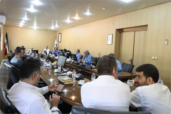 بازدید مدیرعامل و جمعی از مدیران و روسای اداری از ناحیه آغار 22