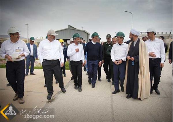 بازدید مدیرعامل شرکت ملی نفت ایران از تأسیسات شرکت نفت مناطق مرکزی ایران در استان فارس 16