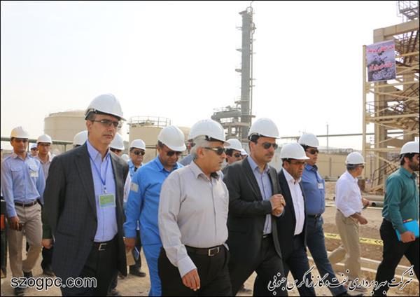 بازدید مدیر عامل شرکت نفت مناطق مرکزی ایران از پروژه منطقه عملیاتی خشت