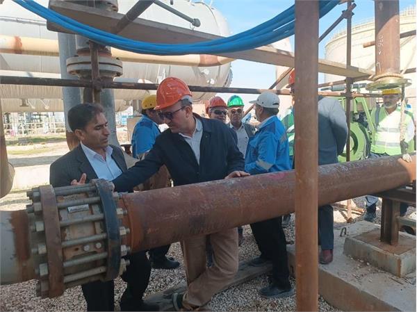 بازدید مدیر عامل شرکت بهره‌برداری نفت و گاز زاگرس جنوبی و هیات همراه از مناطق عملیاتی 21
