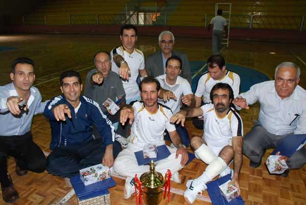 دهمین دوره مسابقات والیبال 8