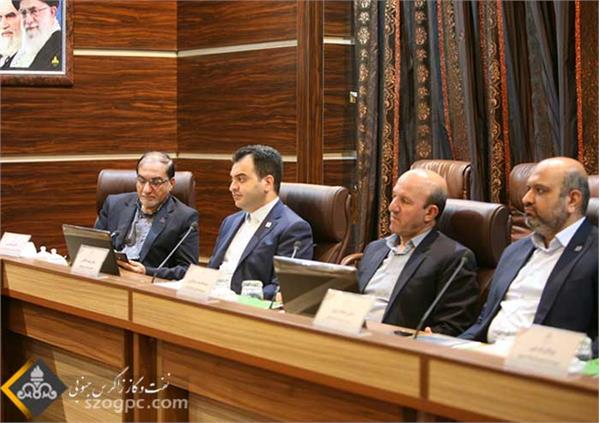 نشست صمیمی مدیرعامل با مدیران ارشد شرکت نفت مناطق مرکزی ایران 10