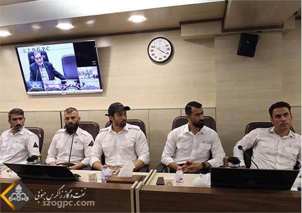 تجلیل از افتخار آفرینان آتش نشان در شرکت بهره‌برداری نفت وگاز زاگرس جنوبی 11
