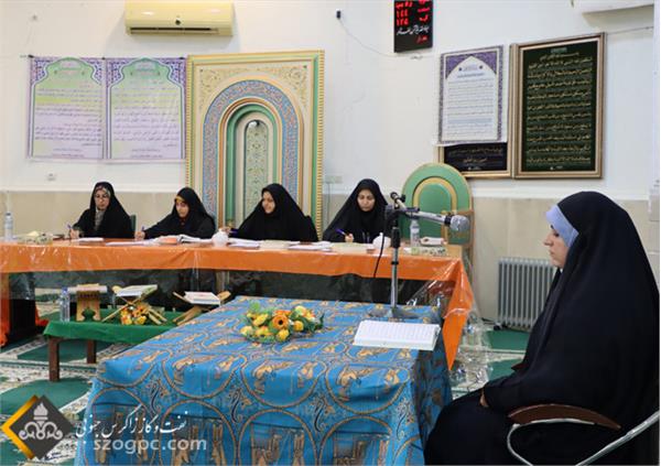 حضور گسترده خانواده‌ شرکت بهره برداری نفت و گاز زاگرس جنوبی در مسابقات قرآن وزارت نفت 10