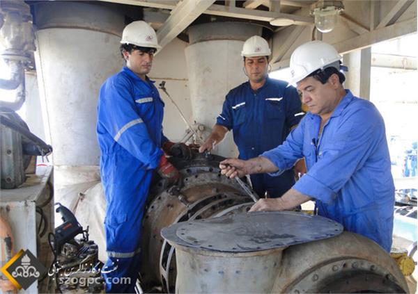 در راستای استمرار تولید؛‌ موتور الکتروپمپ انتقال نفت چشمه خوش بازسازی شد 3