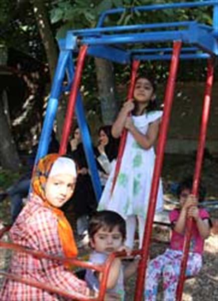 برگزاری اردوی فرهنگی تفریحی در دهه کرامت به مناسبت بزرگداشت ولادت با سعادت حضرت معصومه (س)و روز دختر