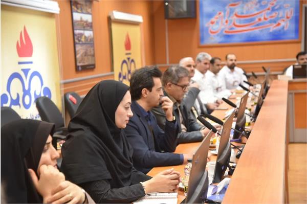 نشست بررسی و رفع مشکلات کارکنان شرکت بهره برداری نفت و گاز شرق 6