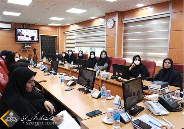 برگزاری سمینار تقویت عزت نفس در بانوان توسط زاگرس جنوبی 7