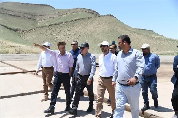 بازدید مدیر عامل شرکت نفت مناطق مرکزی ایران از پروژه توسعه میدان گازی توس 9