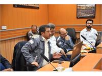 نشست بررسی و رفع مشکلات کارکنان شرکت بهره برداری نفت و گاز شرق 5