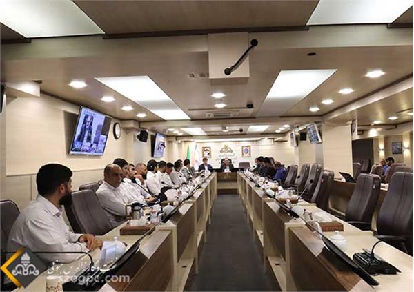 تجلیل از افتخار آفرینان آتش نشان در شرکت بهره‌برداری نفت وگاز زاگرس جنوبی 9