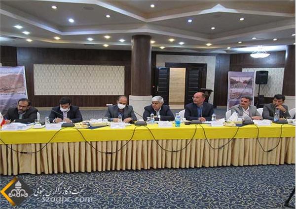 برگزاری نشست مدیر عامل شرکت نفت مناطق مرکزی ایران با مدیرعامل و مدیران نفت و گاز غرب 2