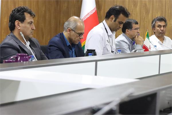 بازدید مدیر عامل شرکت بهره برداری نفت و گاز زاگرس جنوبی و هیات همراه از منطقه عملیاتی خشت 9