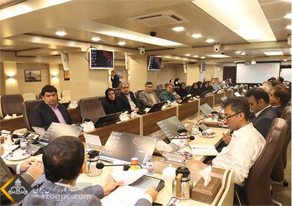 نشست دوره‌ای هیئت مدیره این شرکت با کارکنان امور مالی 15