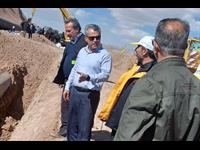 بازدید مهندس مهدی حیدری مدیر عامل شرکت نفت مناطق مرکزی ایران از محل حادثه اخیر به خط لوله صفاشهر در استان فارس 4