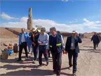 بازدید مهندس مهدی حیدری مدیر عامل شرکت نفت مناطق مرکزی ایران از محل حادثه اخیر به خط لوله صفاشهر در استان فارس 1