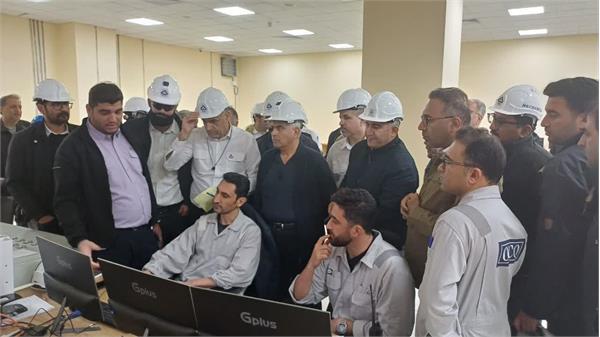 بازدید مدیرعامل شرکت نفت مناطق مرکزی ایران از میدان دهلران 2