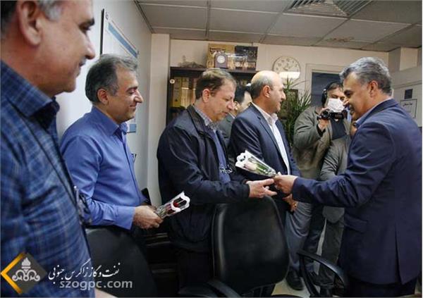 مراسم گرامیداشت روزمهندس با حضور مدیر عامل شرکت نفت مناطق مرکزی ایران 11