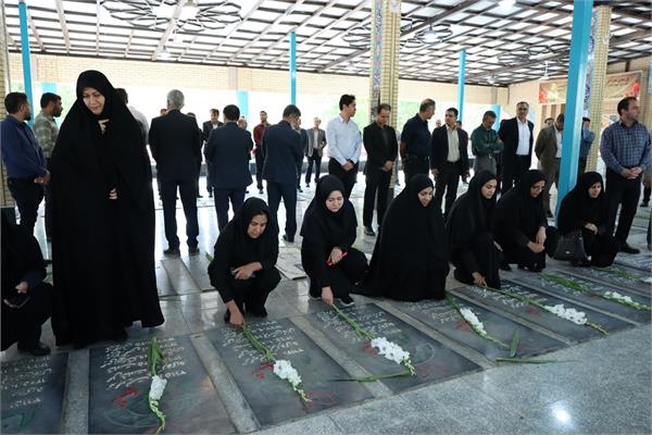 گرامیداشت هفته دفاع مقدس در شرکت بهره‌برداری نفت و گاز زاگرس جنوبی 5