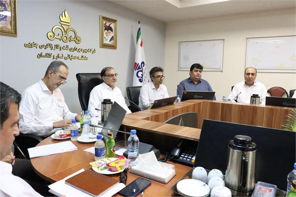 بازدید مدیر عامل از منطقه عملیاتی نار و کنگان 18