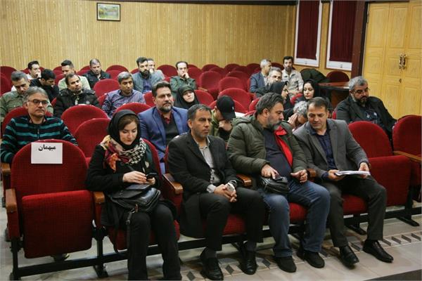 نشست هم اندیشی و هم افزایی ورزش کارکنان در شرکت نفت مناطق مرکزی ایران 4